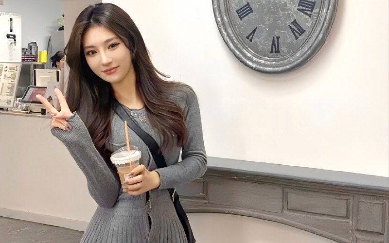 韓国ソウルの按摩でNo1おすすめのIDOL CLUB！クラブコースでコスプレアガシのエロ尽くしだった